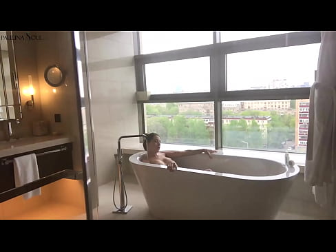 ❤️ Tremendous babe Passjonatament jerking off pussy tagħha fil-kamra tal-banju ❤️❌ Video anali f'mt.verhentai.ru