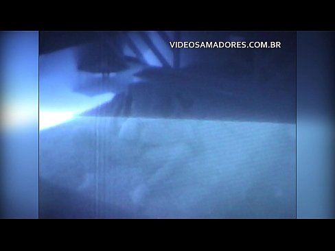 ❤️ Ir-raġel jiffilmja lill-mara tal-ġar u jsib li hu cuckold ❤️❌ Video anali f'mt.verhentai.ru