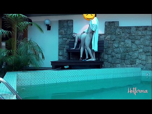 ❤️ Boss jistieden maid għall-pool, iżda ma setgħetx tirreżisti sħun ❤️❌ Video anali f'mt.verhentai.ru
